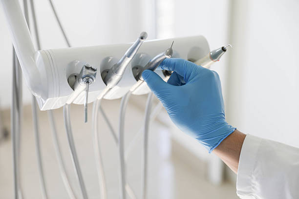 Professional Tooth Extraction technician working in Seagoville, TX